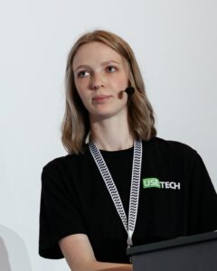 Акманова Елизавета