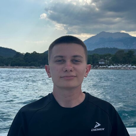 Сурова София