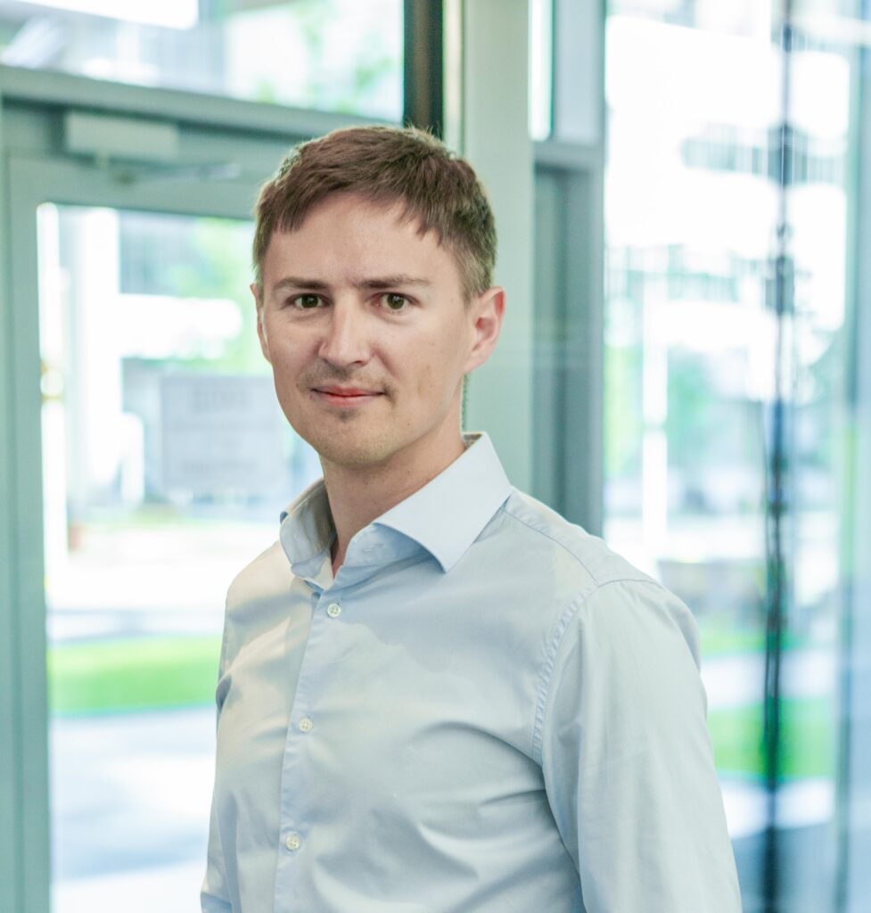 Украинец Артем